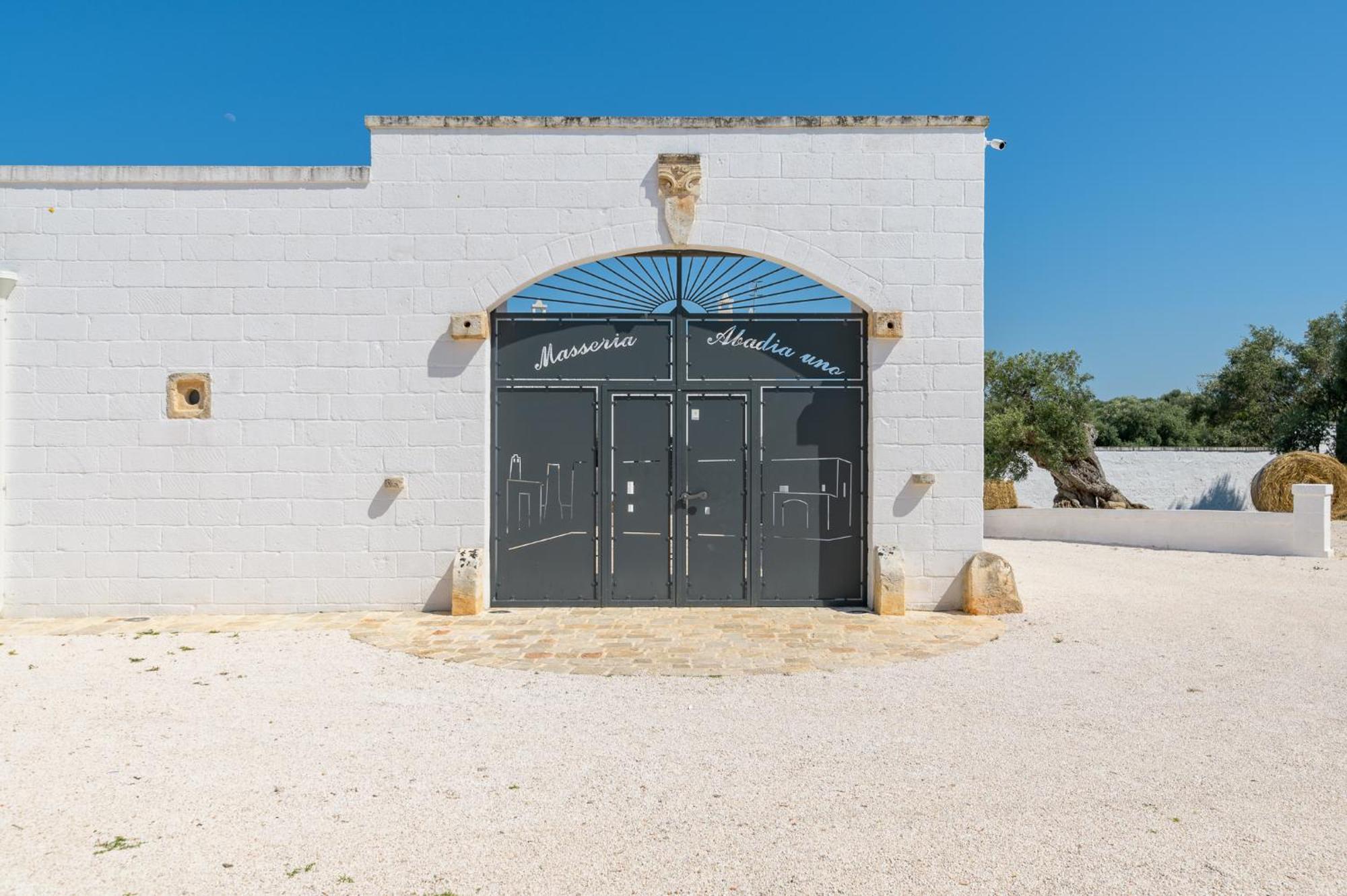 Masseria Abadia Uno 奥斯图尼 外观 照片